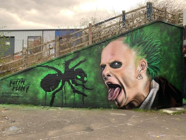 Граффити Кейт Флинт