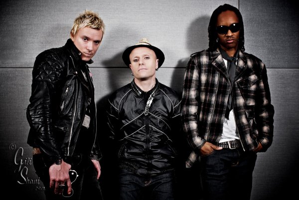 Продиджи плакат