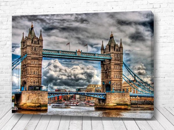 Рекламные постеры на английском языке