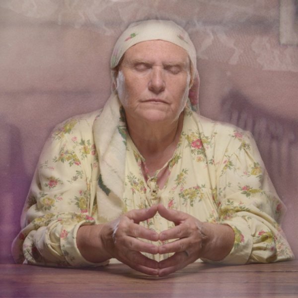 Баба Нина слепая