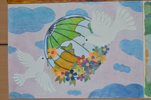 Аппликация на тему мир глазами детей