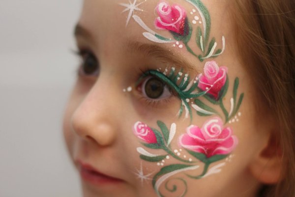 Аквагрим цветы на лице