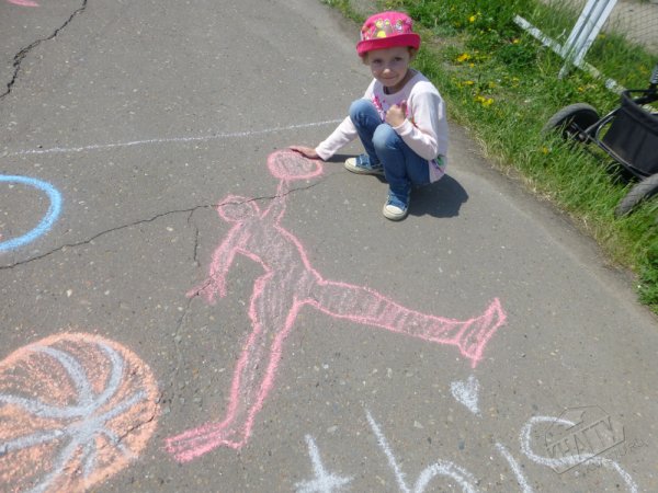 Рисунки на асфальте на тему спорта