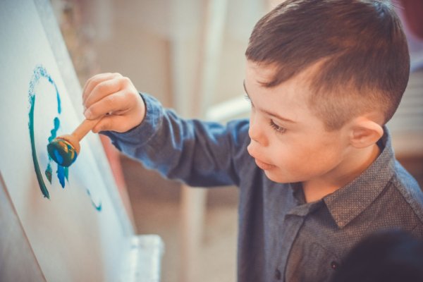 Рисунки с изображением детей даунов