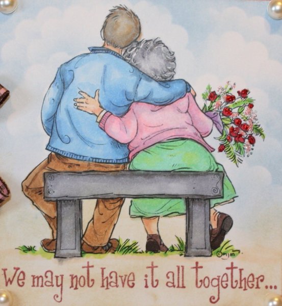 Бабушка рядышком с дедушкой