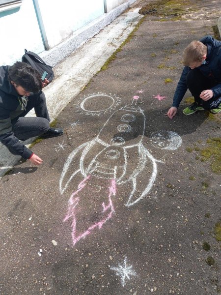 Фестиваль рисунков на асфальте