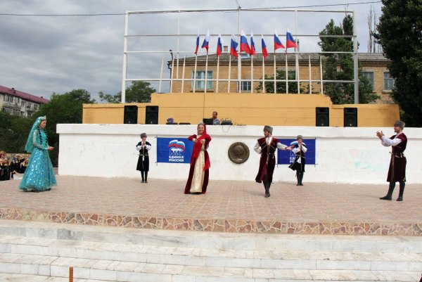 Парк города Каспийска рисунок