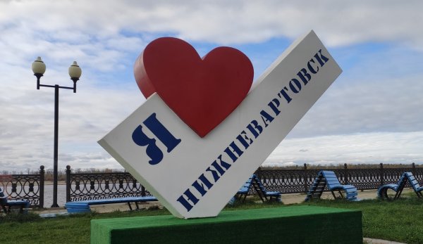 Выставка рисунков мой город