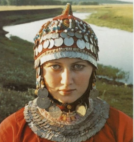 Чувашский женский национальный головной убор