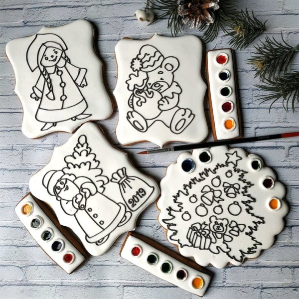 Раскраска "Пряничный домик"