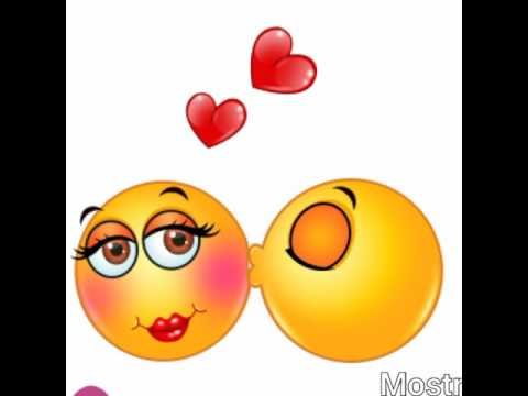 Смайлик поцелуй в щечку