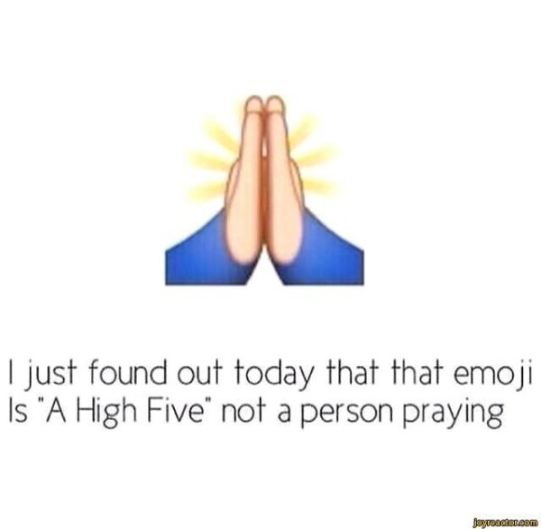 Смайлик молится