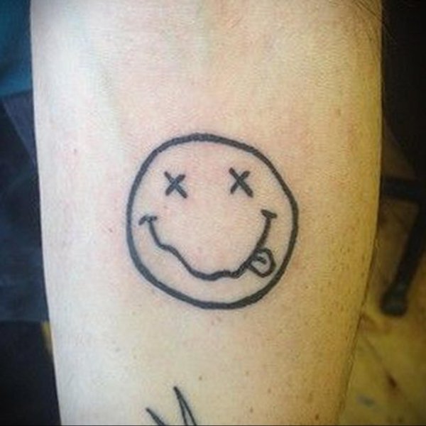 Тату смайлик