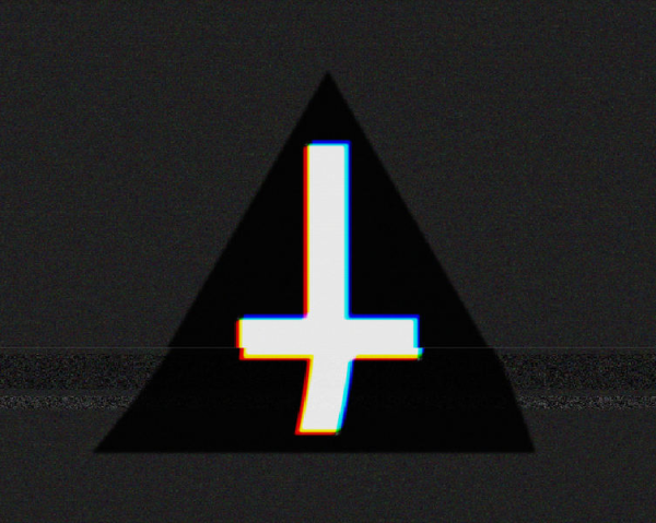 Witch House перевернутый крест