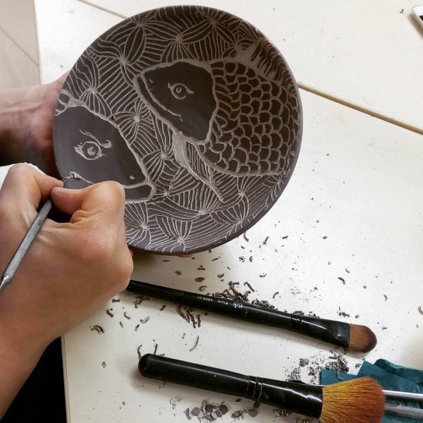 Техника сграффито в керамике