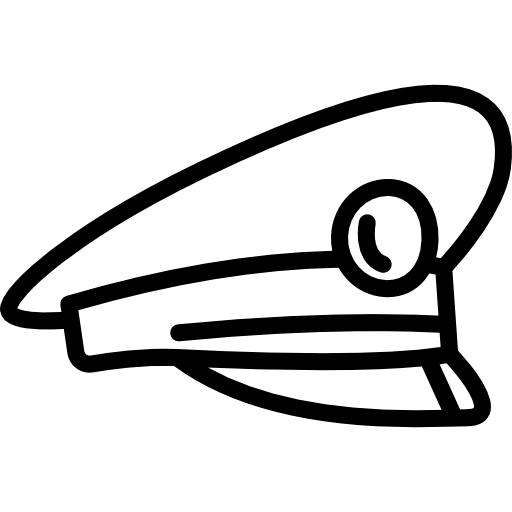 Армейская кепка на голове