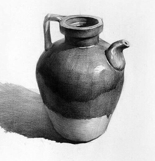 Кувшин черно белый