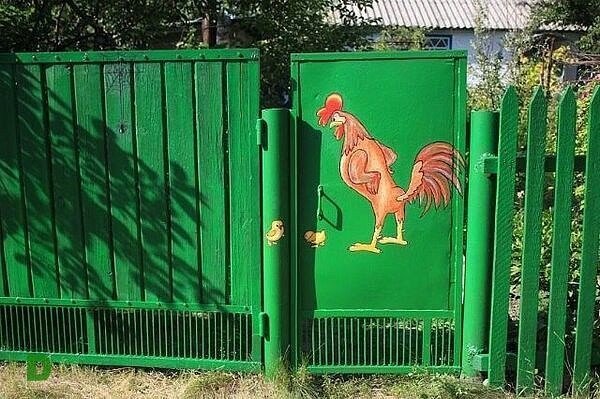 Роспись на воротах