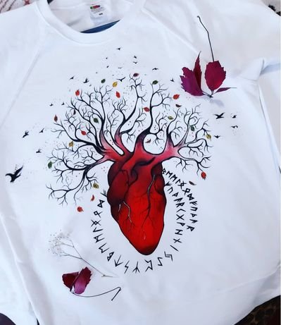 Худи с росписью акрилом