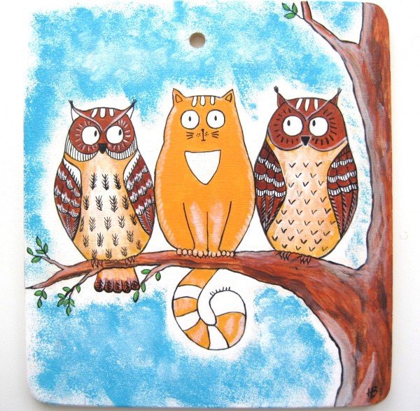 Сова акрилом на ветке