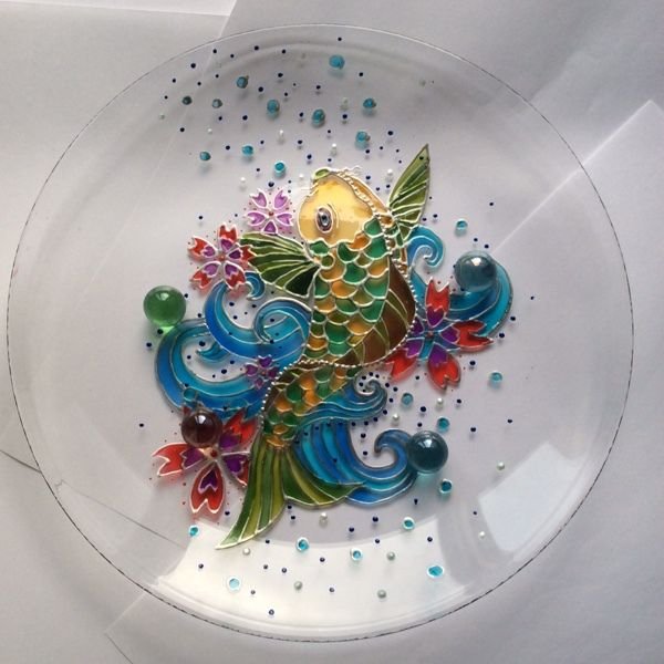 Витраж на прозрачной тарелке
