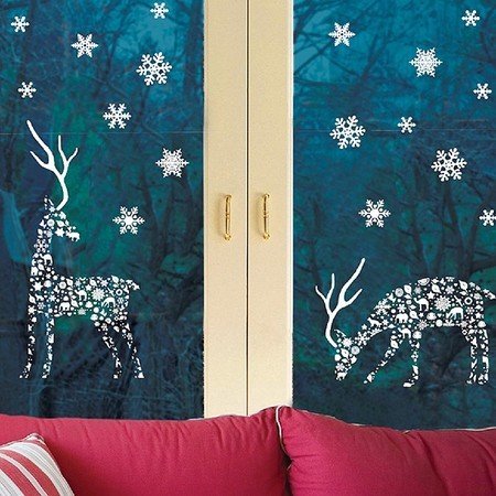 Новогодние рисунки на окнах