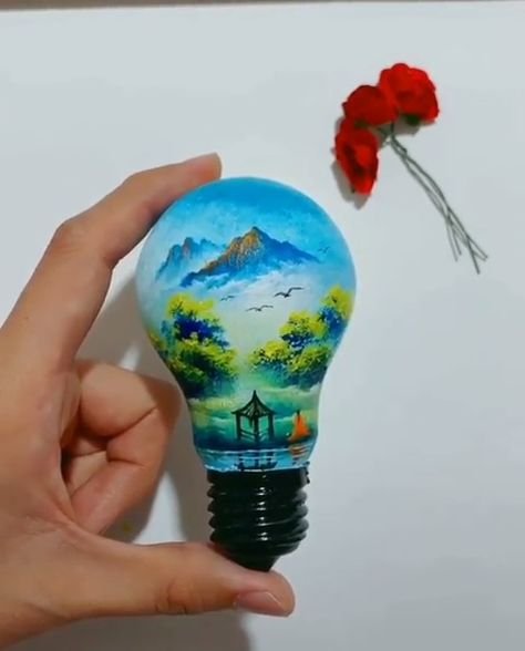 Разукрашения лампочка