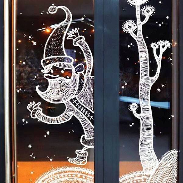 Новогодние рисунки на окнах