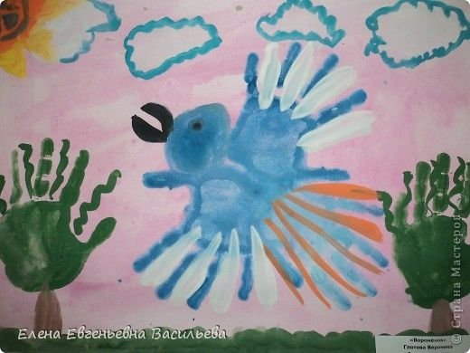 Ладошка ребенка гуашь