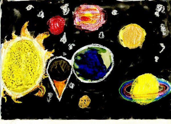 Космос восковыми мелками и акварелью