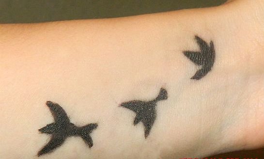 Птичка тату хной