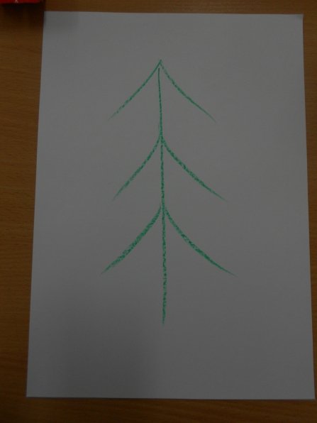 Рисование елки восковыми мелками