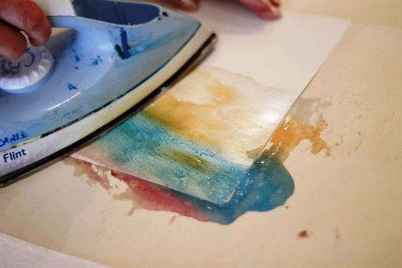 Техника рисования горячим утюгом