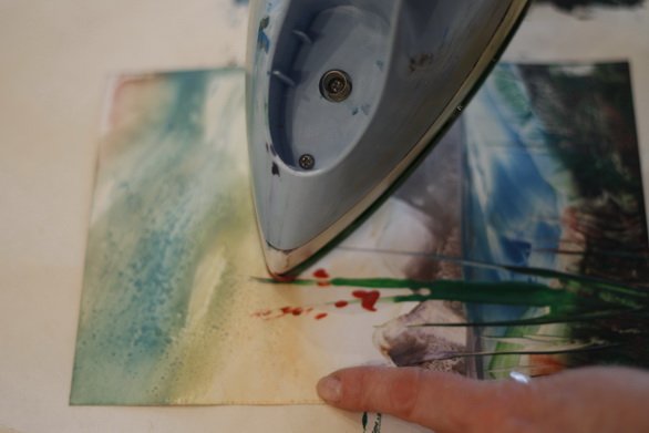 Рисование горячим воском