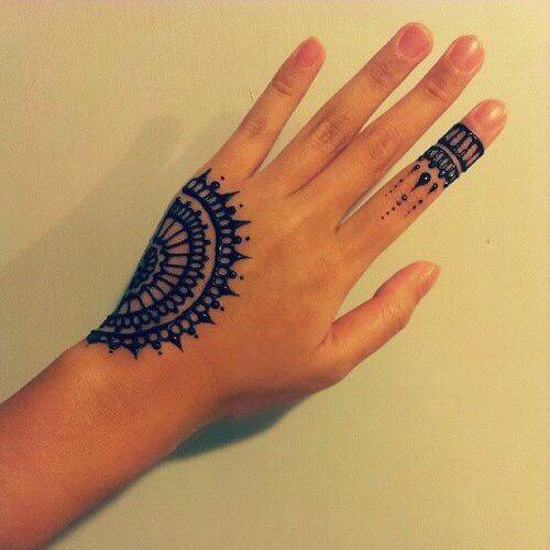 Мехенди синий