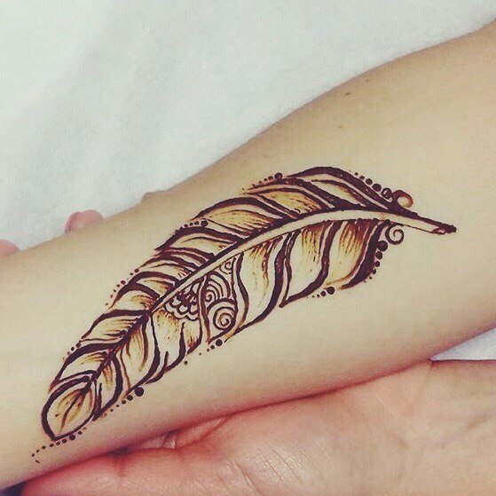 Мехенди перышко