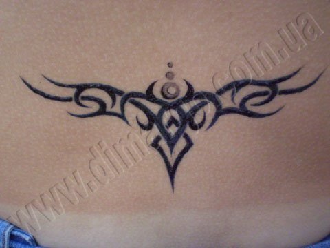 Тату Кельтские узоры на копчике