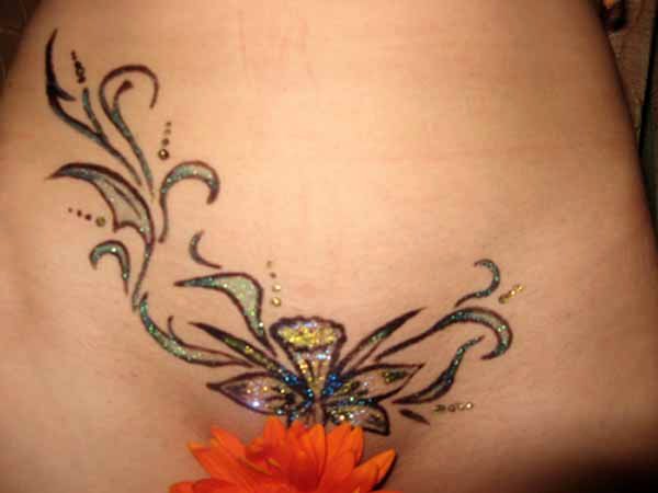 Татуировки в интимных зонах