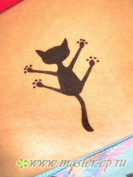 Рисунки хной на спине легкие