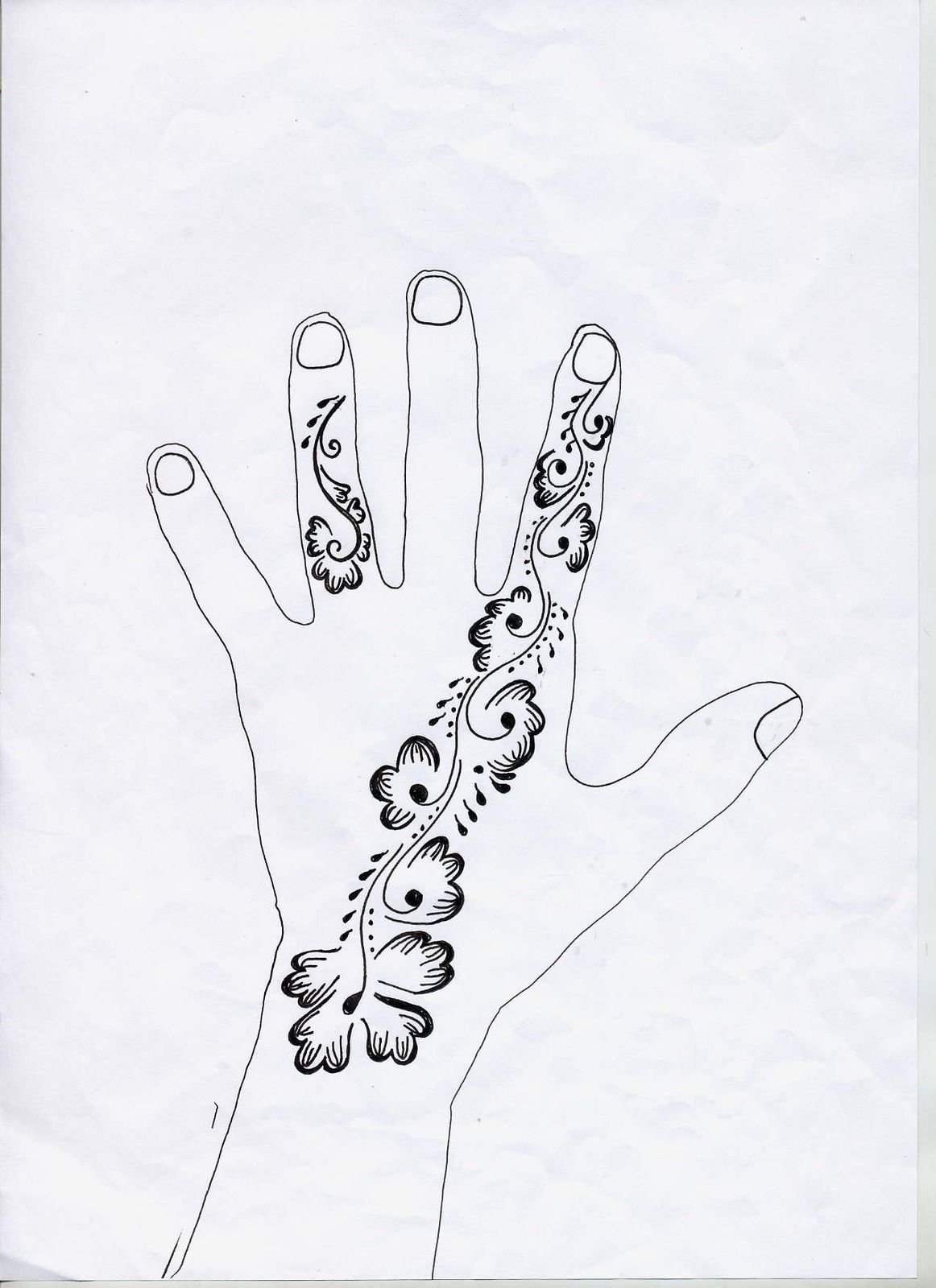 Рисунок на руке хна карандашом