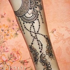 Мехенди на руке до локтя