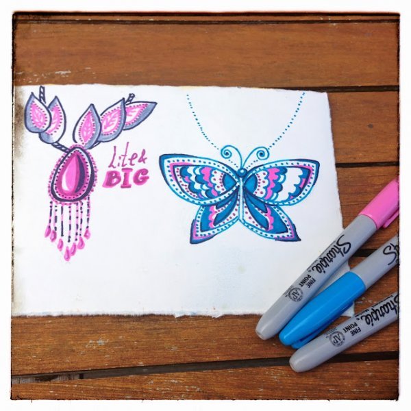 Легкие рисунки фломастером на бумаге