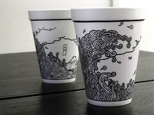 Рисунки маркером на стаканчике