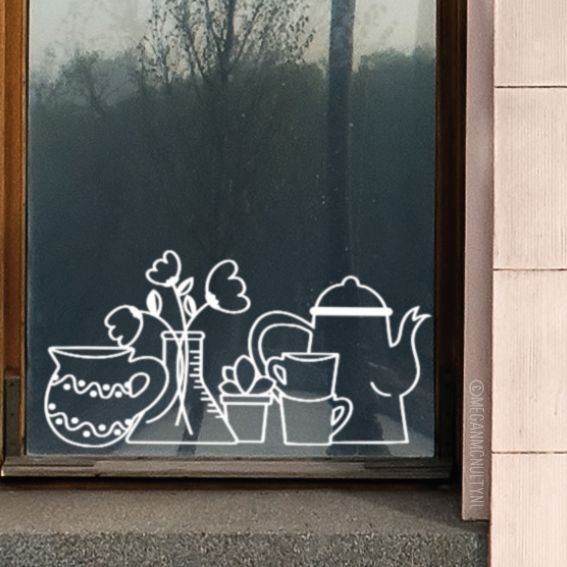 Надпись маркером на стекле