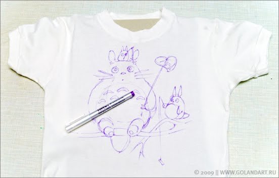 Рисунок на белой футболке фломастерами