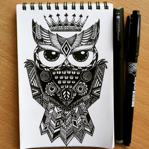 Сова в стиле дудлинг и Зентангл