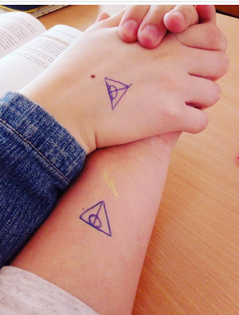 Красивые знаки на руках