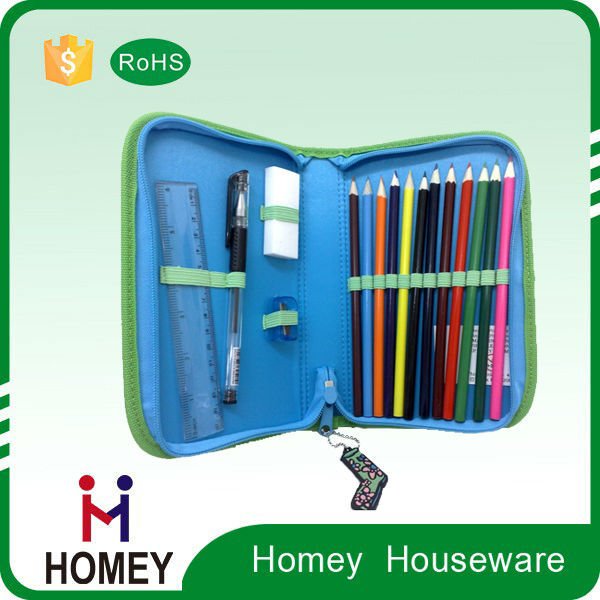 Пенал школьный на прозрачном фоне