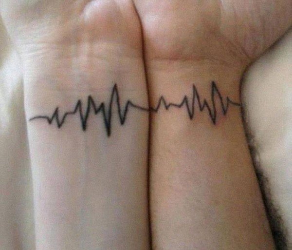 Парные тату в виде пульса