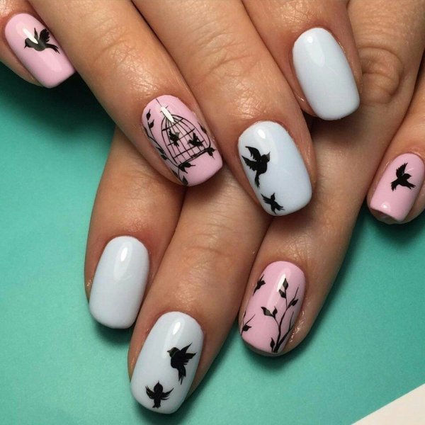 Маникюр с рисунком